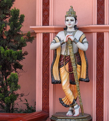 Nuevas Fotos Templo Krishna.
