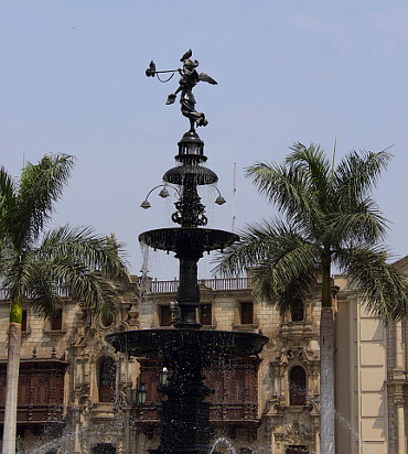 Nuevas Fotos Plaza de Armas de Lima.
